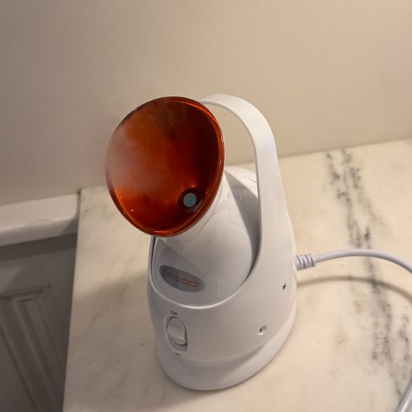 Dr Dennis Gross Like New Facial Steamer EUC - Picture 1 of 4